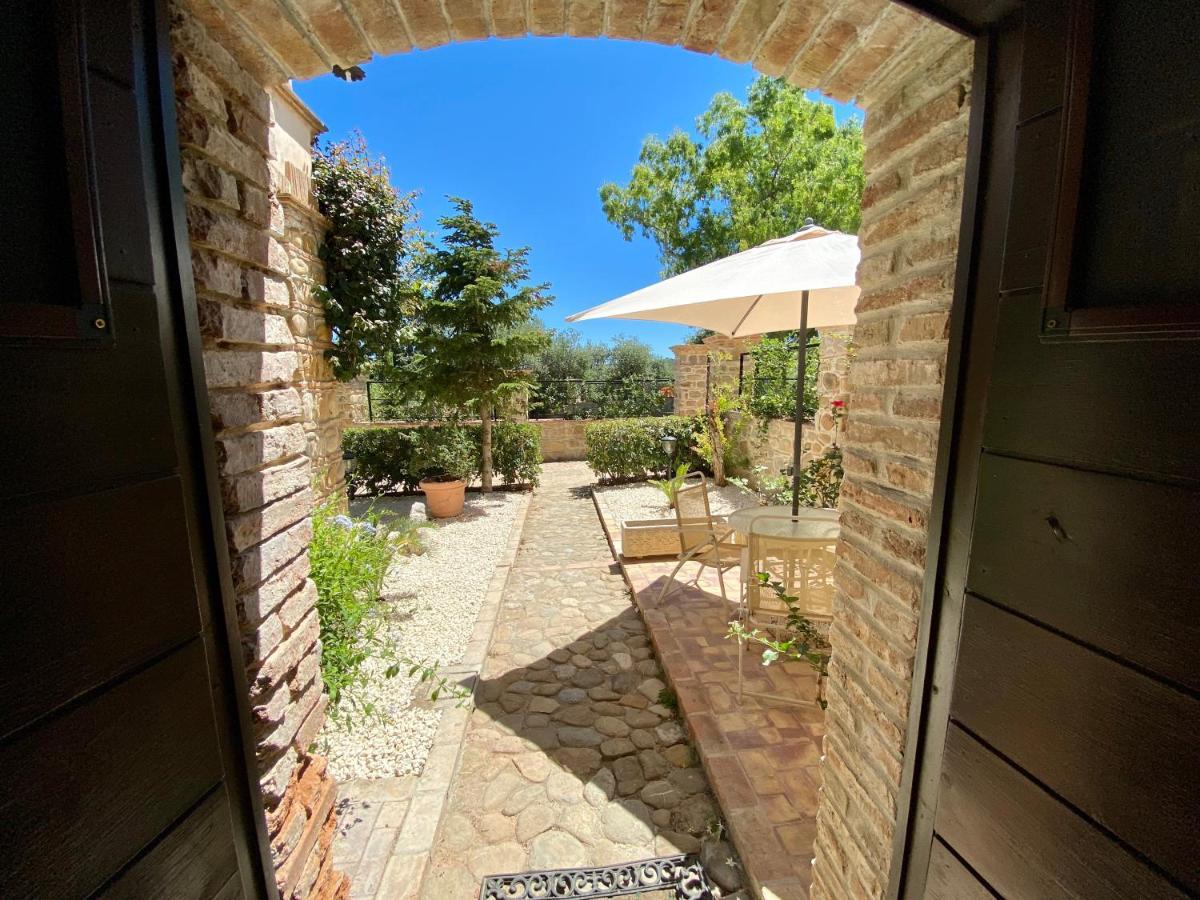 Maison d'hôtes Le Colline Del Gelso-Masseria Mazzei à Rossano Extérieur photo