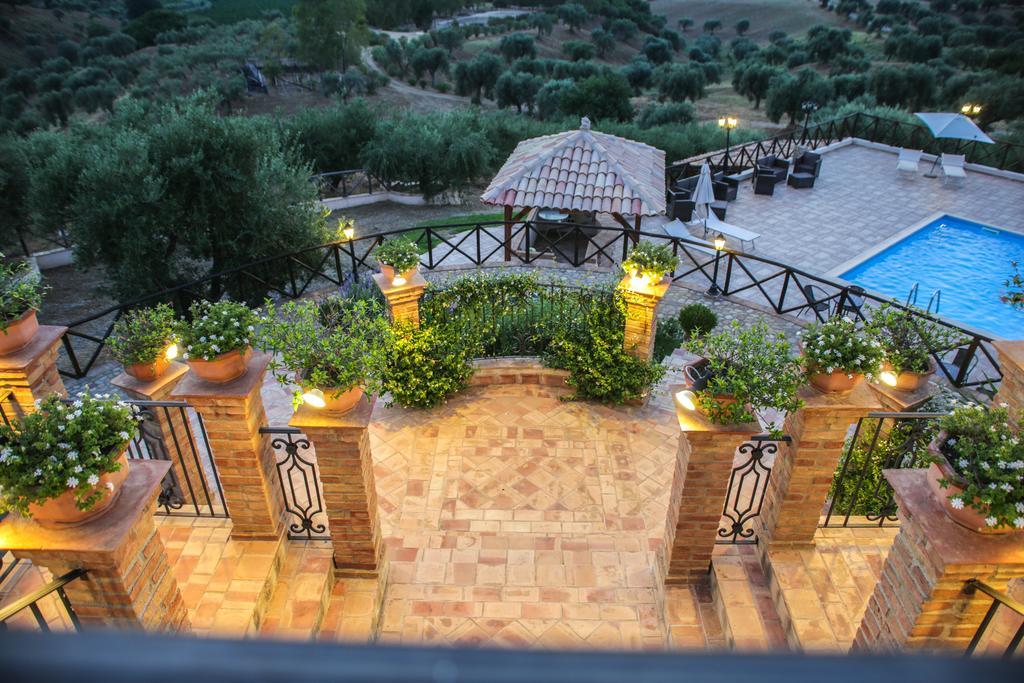 Maison d'hôtes Le Colline Del Gelso-Masseria Mazzei à Rossano Extérieur photo